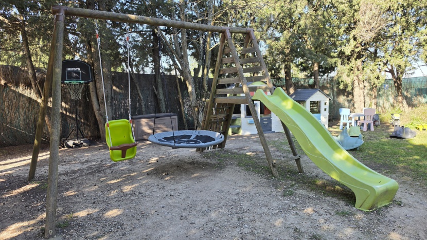 Assistante maternelle agrée à mon domicile, ASMAT qualifiée aux Pennes Mirabeau, Professionnelle de la petite enfance, nounou pour accueillir et garder nourrissons et enfants de 0 à 6 ans, agrément pour la garde d'enfants, convention contrat pajemploi, ce